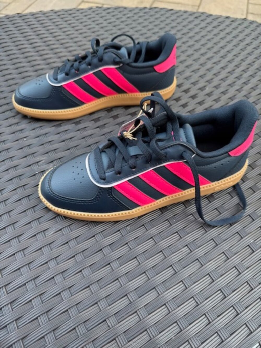 Adidas Breaknet Sleek Aurora Ink, Lucid Pink, Gum Colorway J Shoes Size 3.5
